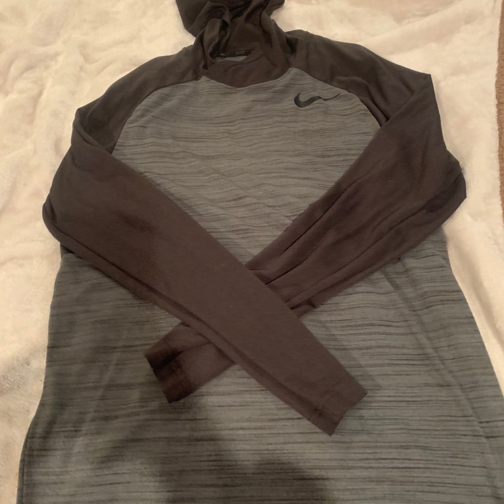 Nike pullover